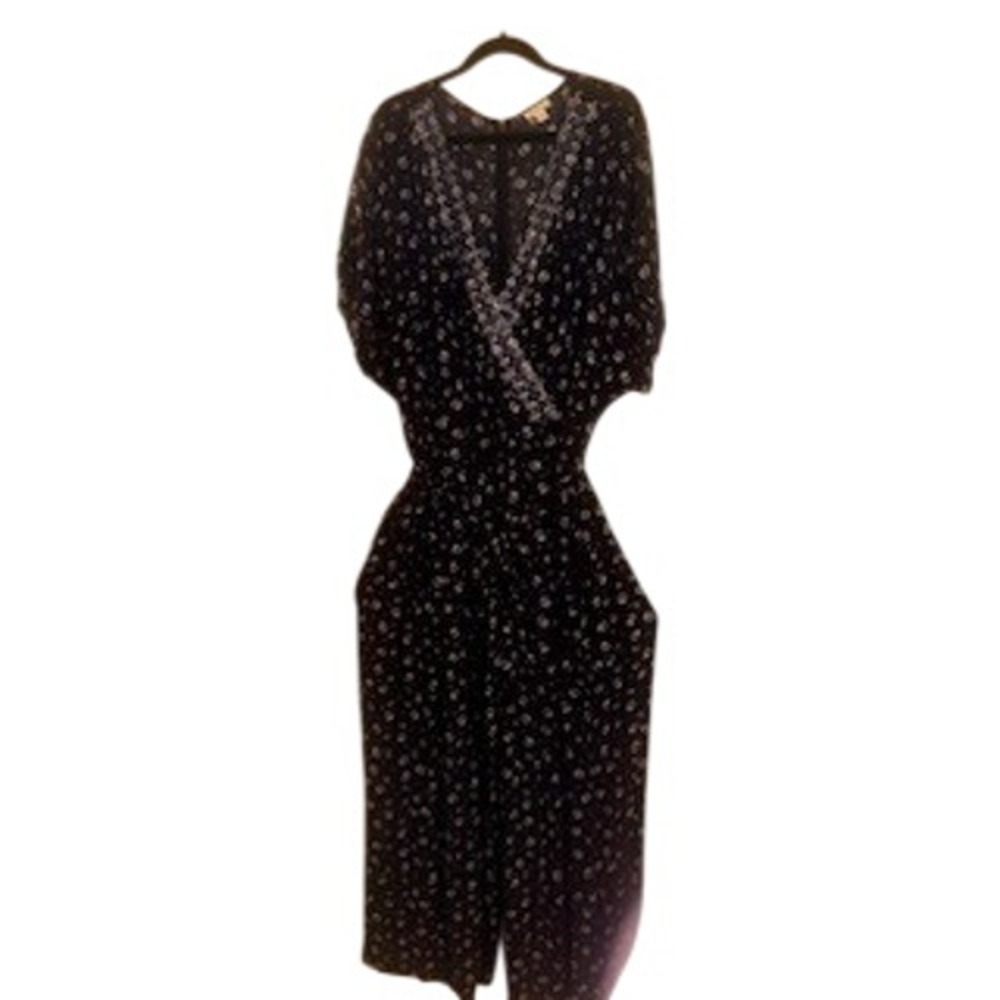 Westport Woman Navy Blue Floral Medallion V-Neck Wide Leg Jumpsuit Plus Size 24